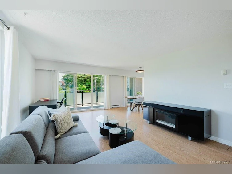 306-1545 Pandora Avenue, Victoria, BC, V8R 6R1 - 3