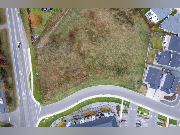 279 Dunbar Way, Parksville, BC, V9P 0G6 - 2