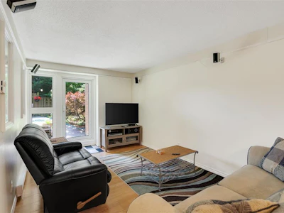 103-4030 Quadra Street - 4