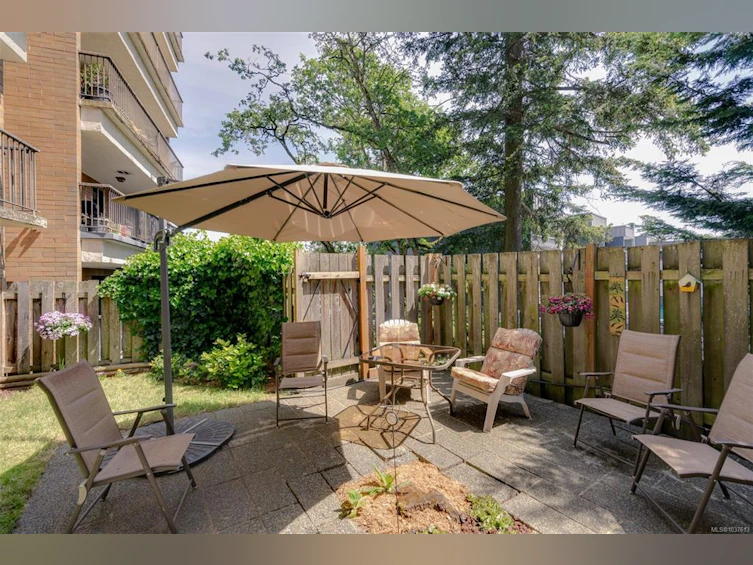 103-4030 Quadra Street, Saanich, BC, V8X 1K2 - 11