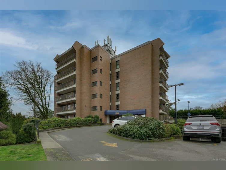 103-4030 Quadra Street, Saanich, BC, V8X 1K2 - 2
