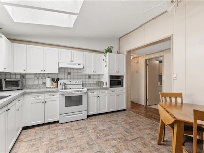 122-2700 Woodburn Road - 4