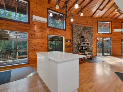 653 Green Road - 3