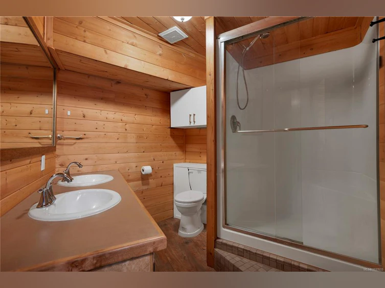 653 Green Road, Quadra Island, BC, V0P 1N0 - 19