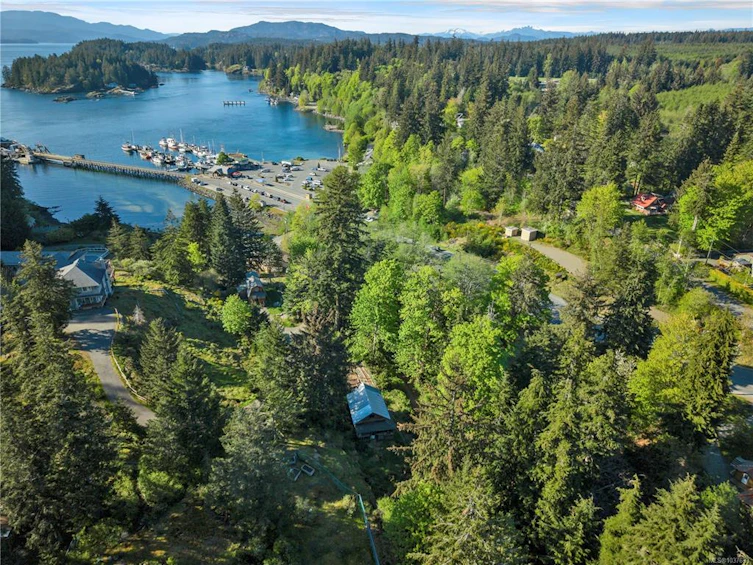 653 Green Road, Quadra Island, BC, V0P 1N0 - 82