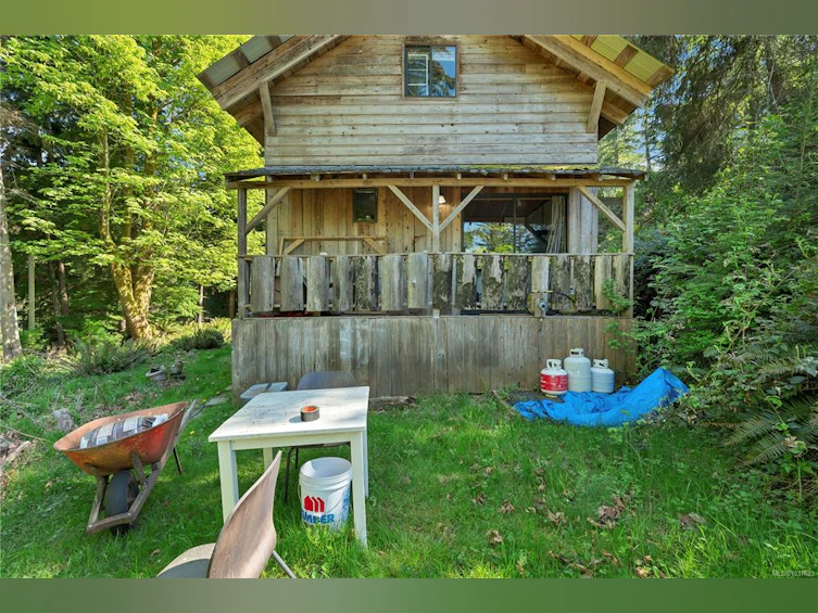 653 Green Road, Quadra Island, BC, V0P 1N0 - 51