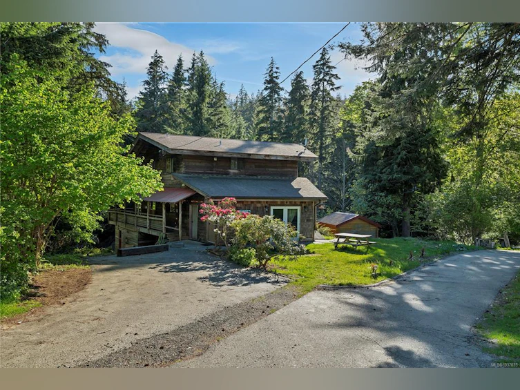653 Green Road, Quadra Island, BC, V0P 1N0 - 75