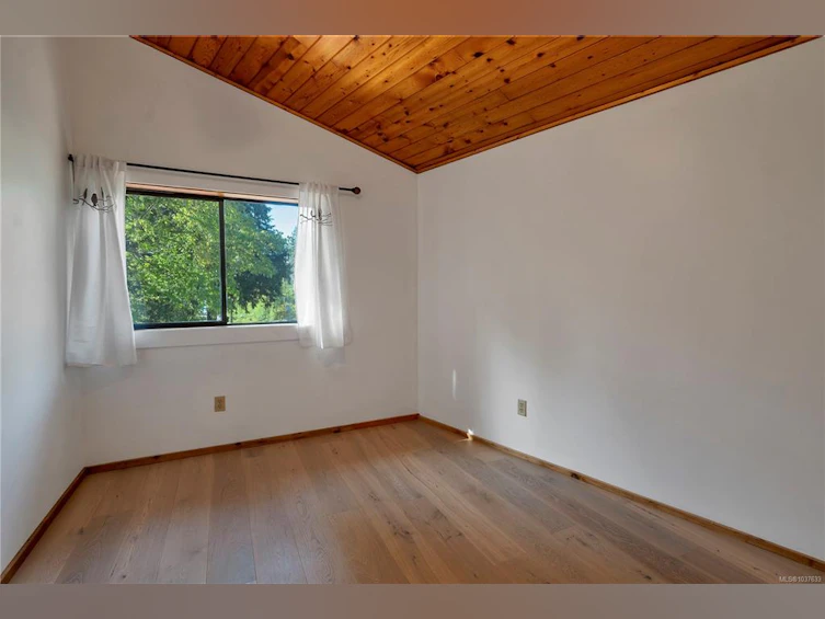 653 Green Road, Quadra Island, BC, V0P 1N0 - 44