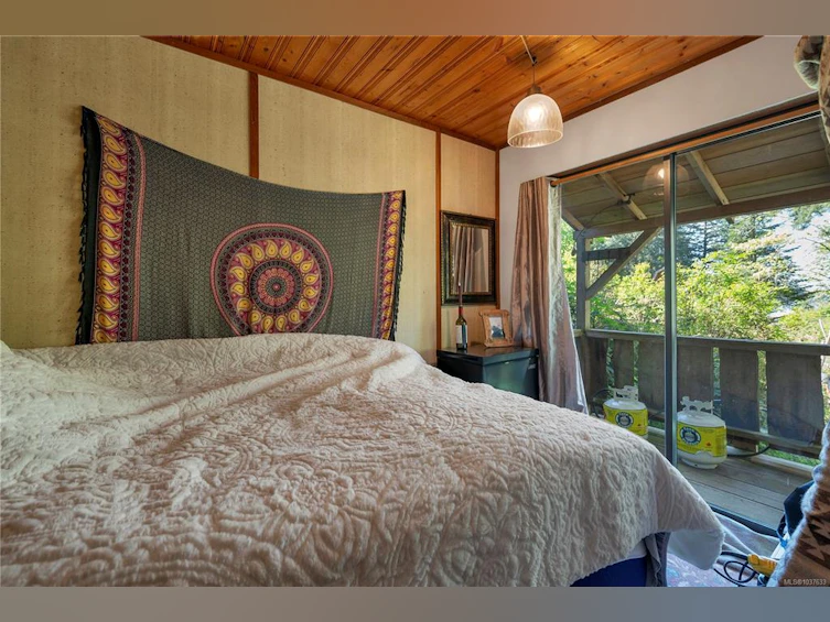 653 Green Road, Quadra Island, BC, V0P 1N0 - 62