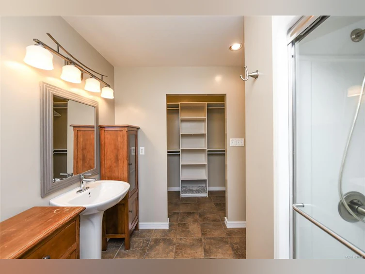 1940 E Ryan Road, Comox, BC, V9M 4C9 - 27