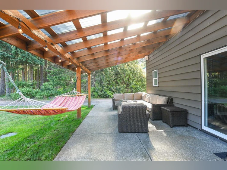 1940 E Ryan Road, Comox, BC, V9M 4C9 - 39