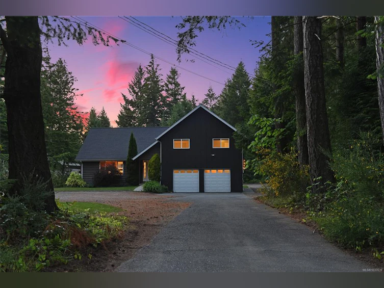 1940 E Ryan Road, Comox, BC, V9M 4C9 - 57