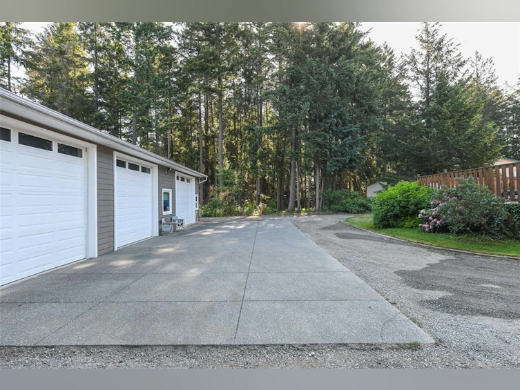1940 E Ryan Road, Comox, BC, V9M 4C9 - 42