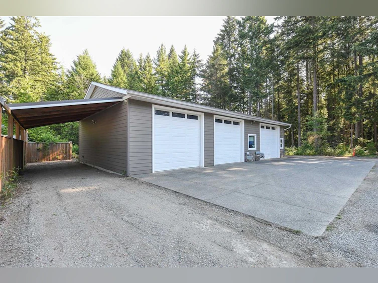 1940 E Ryan Road, Comox, BC, V9M 4C9 - 8