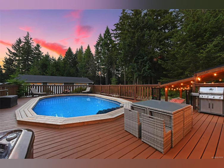 1940 E Ryan Road, Comox, BC, V9M 4C9 - 4