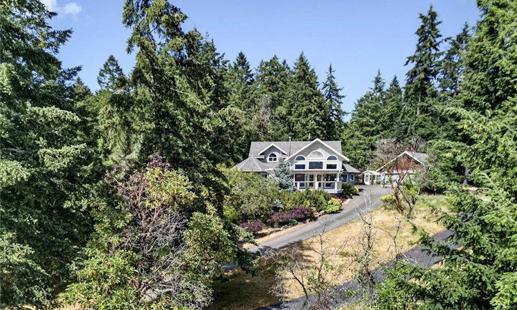 112 Murrelet Place
