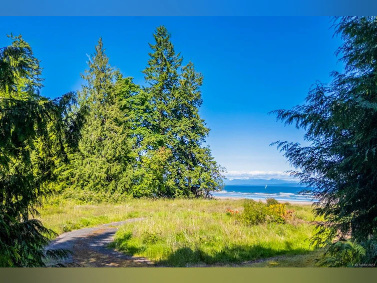 4218 S Island Highway, Courtenay, BC, V9N 9R8 - 15