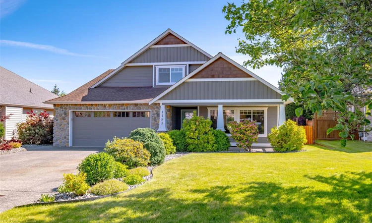 1153 Roberton Boulevard