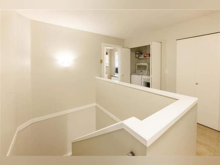 203-1908 Bowen Road, Nanaimo, BC, V9S 5S6 - 9