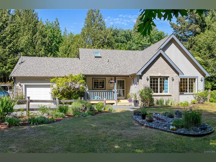 278 Grovehill Road, Qualicum Beach, BC, V9K 2L9