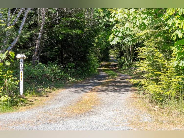 278 Grovehill Road, Qualicum Beach, BC, V9K 2L9 - 37