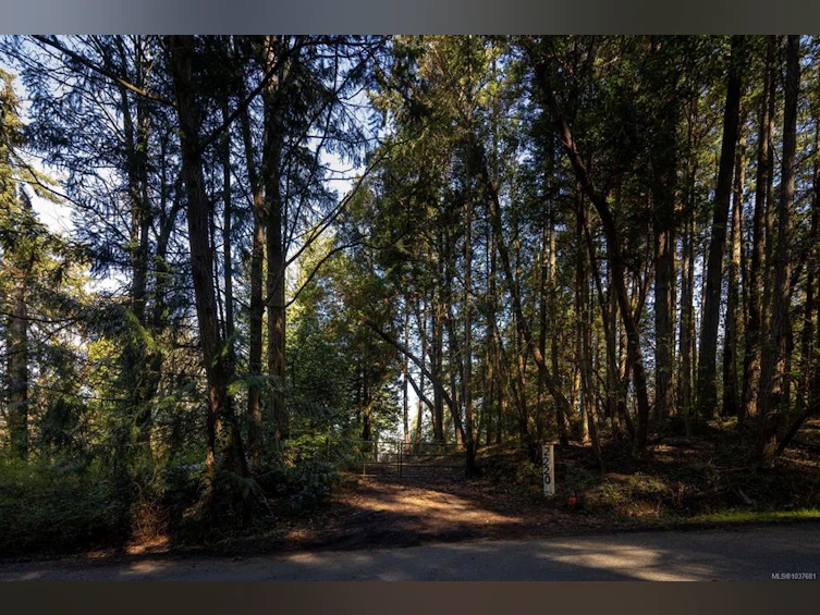 2220 Dolphin Road, North Saanich, BC, V8L 5Y7 - 13