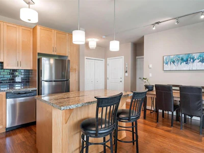 302-608 Fairway Avenue - 4