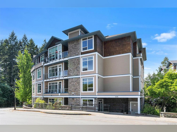 302-608 Fairway Avenue, Langford, BC, V9B 2R5