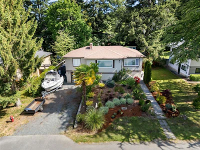 1232 Pearce Crescent - 3