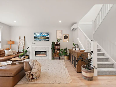 2274 Evelyn Lane - 2
