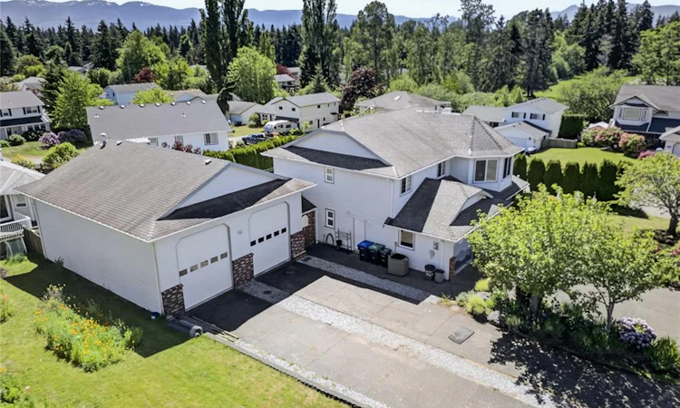 1425 Sabre Court