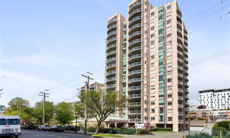 1703-1020 View Street