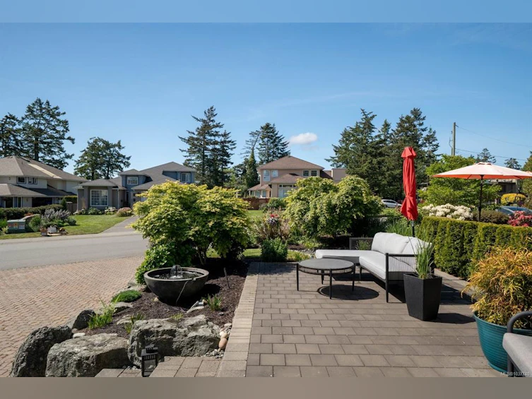 2282 Frost Avenue, Sidney, BC, V8L 1P9 - 13