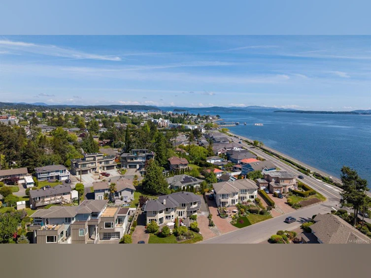 2282 Frost Avenue, Sidney, BC, V8L 1P9 - 37