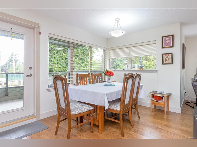 201-257 S Moilliet Street, Parksville, BC, V9P 0B3 - 4