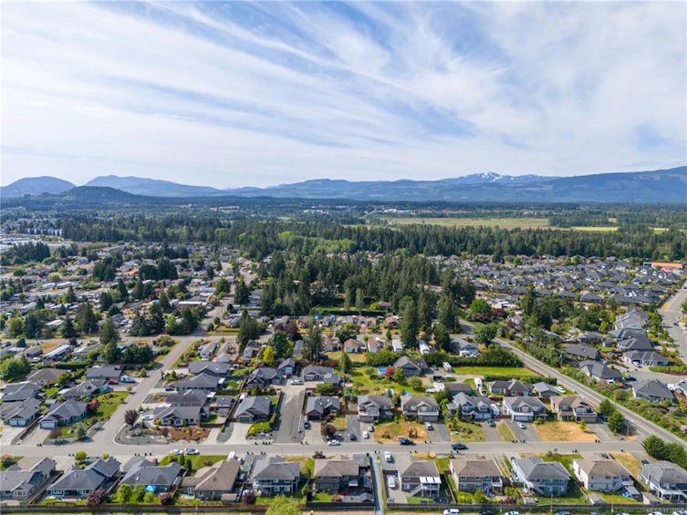 967 Sanika Close, French Creek, BC, V9P 0B8 - 71