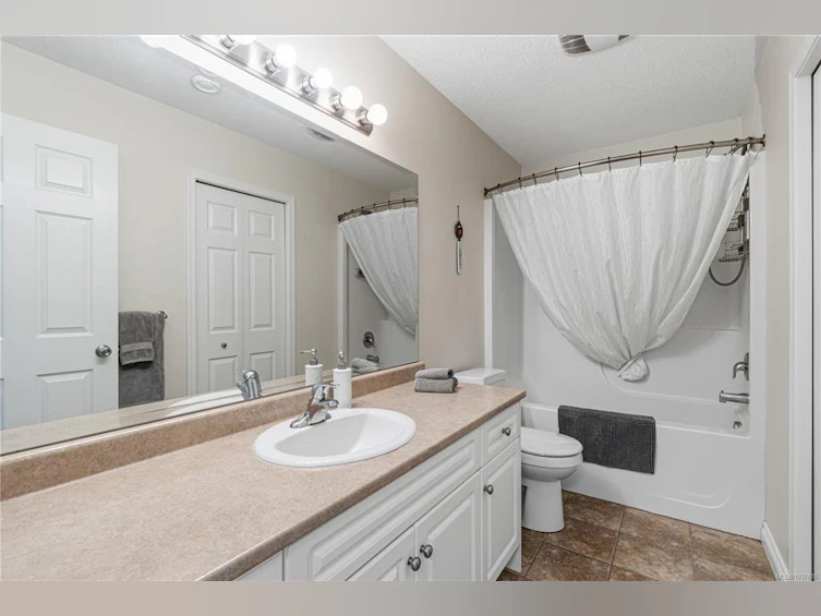 967 Sanika Close, French Creek, BC, V9P 0B8 - 11