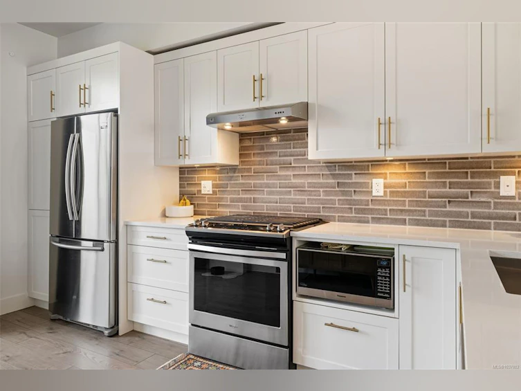 20-370 Latoria Boulevard, Colwood, BC, V9C 0N9 - 10