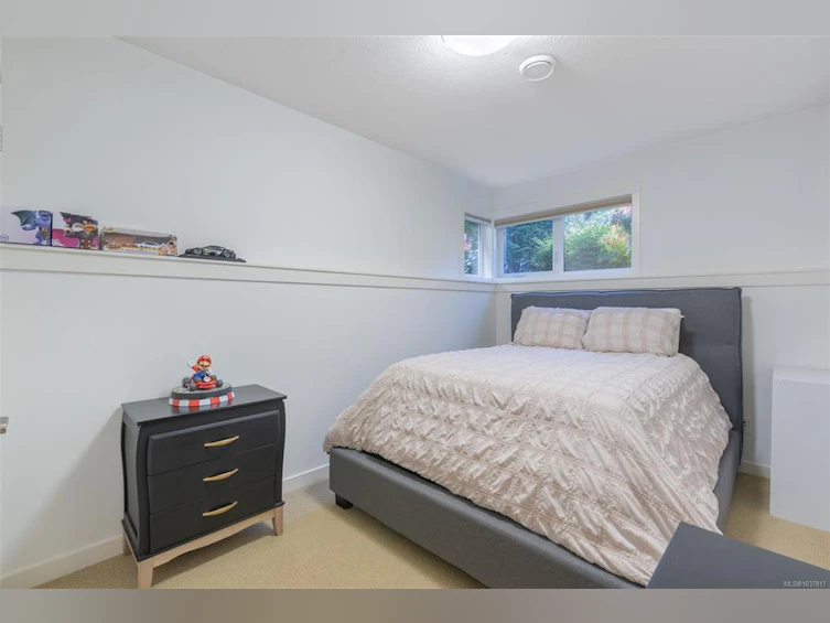 5676 Muggies Way, Nanaimo, BC, V9V 1W2 - 36