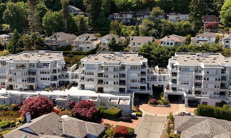 409-5110 Cordova Bay Road