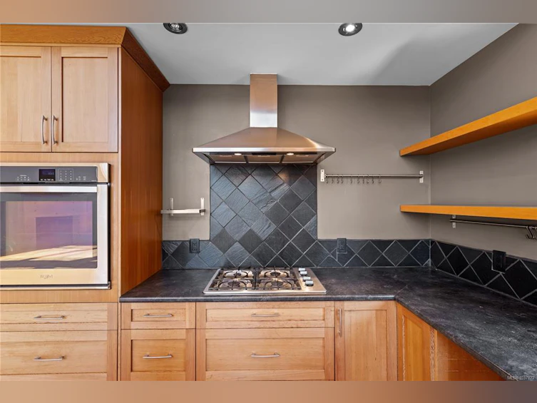 2405 Lindsey Road, Nanaimo, BC, V9X 1X3 - 12