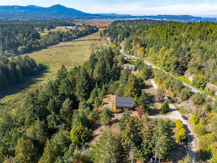 2405 Lindsey Road, Nanaimo, BC, V9X 1X3 - 3