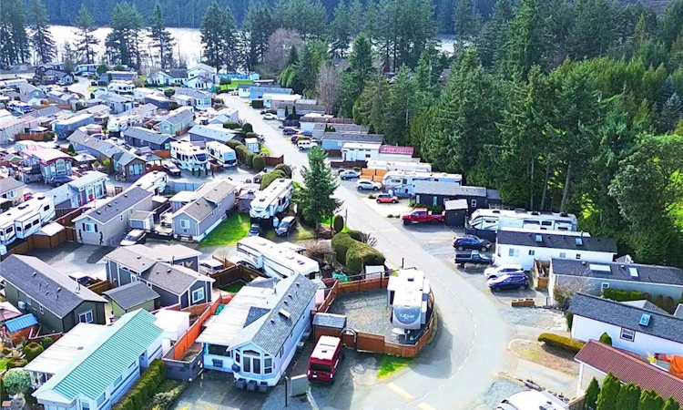1105 Woss Lake Drive