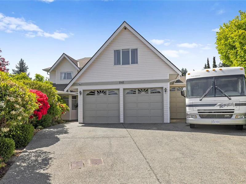 2142 Aaron Way, Nanaimo BC V9S 5R4