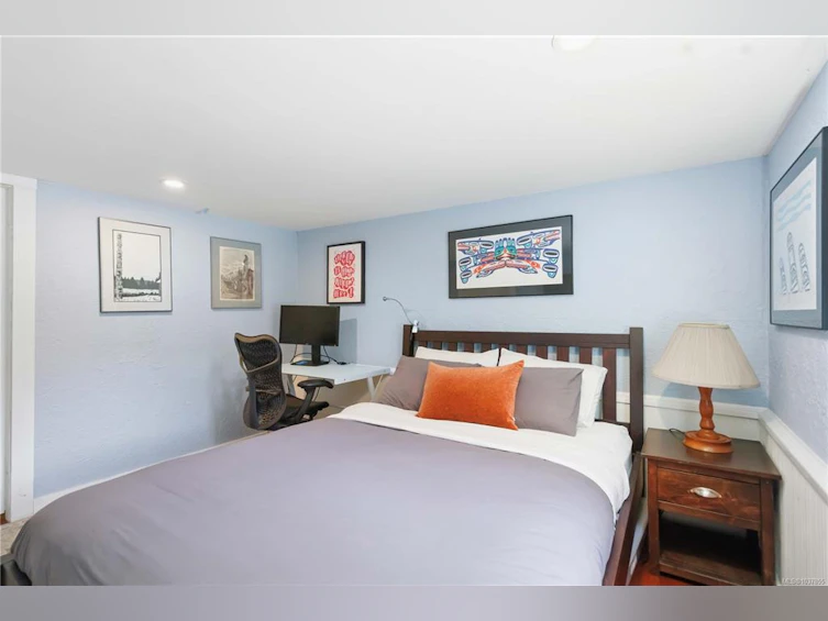 1742 Albert Avenue, Victoria, BC, V8R 1Z1 - 32