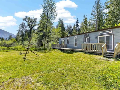 9589 Comox Trail - 2