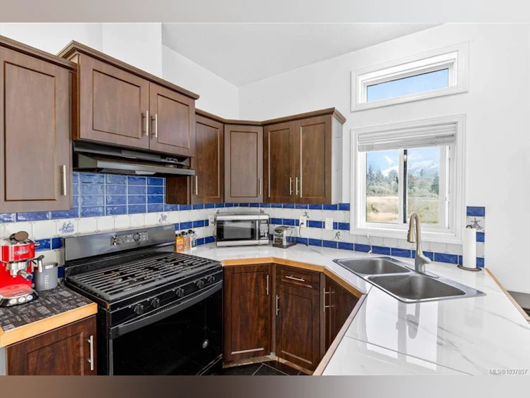 9589 Comox Trail, Port Alberni, BC, V9Y 8N8 - 5