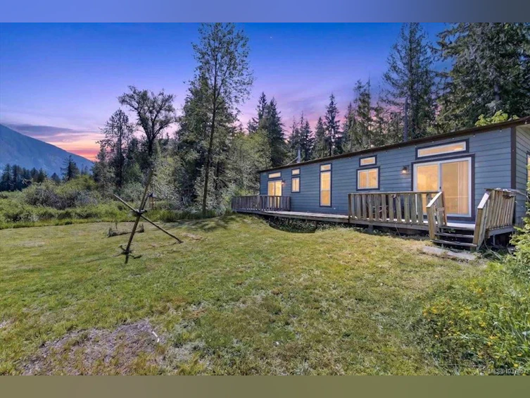 9589 Comox Trail, Port Alberni, BC, V9Y 8N8 - 39