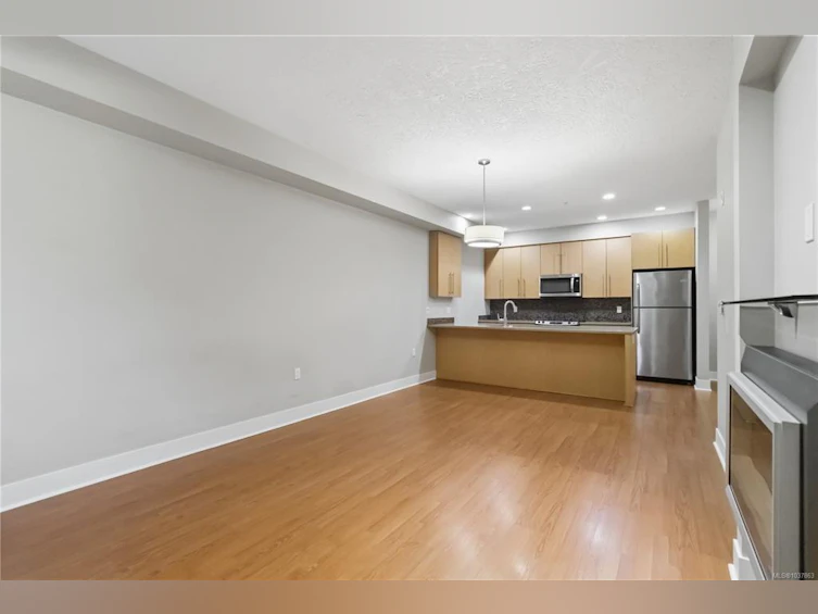 104-4529 West Saanich Road, Saanich, BC, V8Z 3G3 - 13