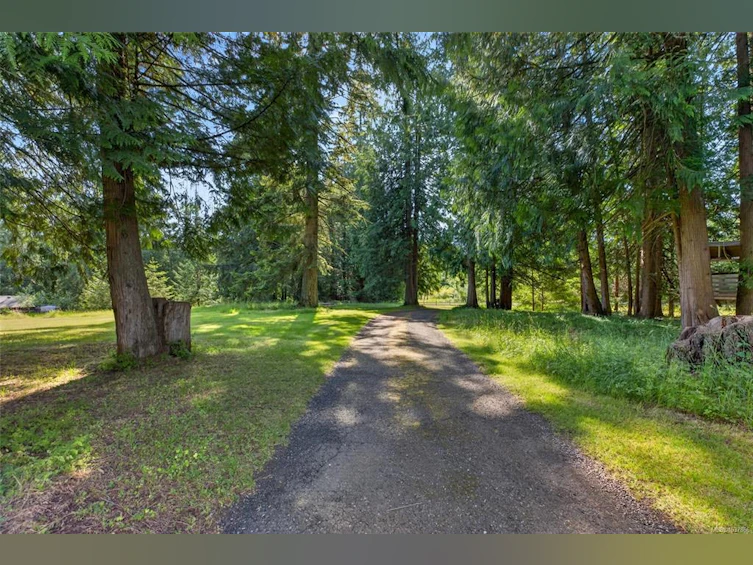 2881 Lanyon Road, Courtenay, BC, V9N 9N5 - 9
